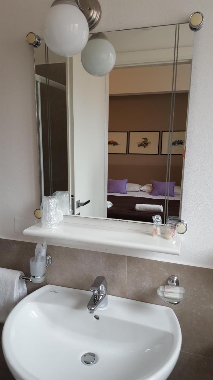 Arianna Hotel